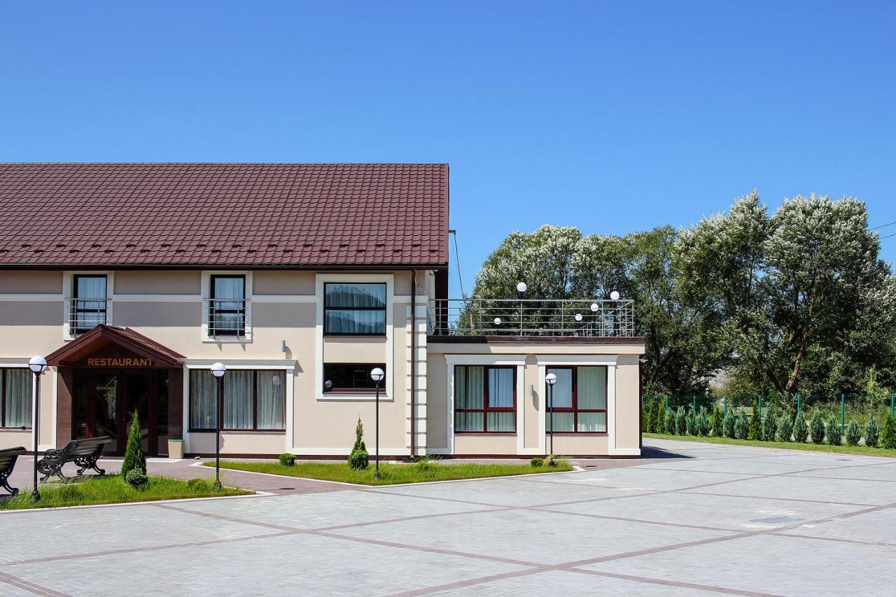 Роляда Hotell Tysmenytsia Exteriör bild