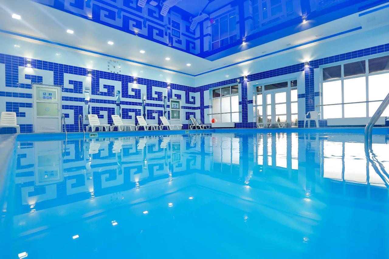 Роляда Hotell Tysmenytsia Exteriör bild